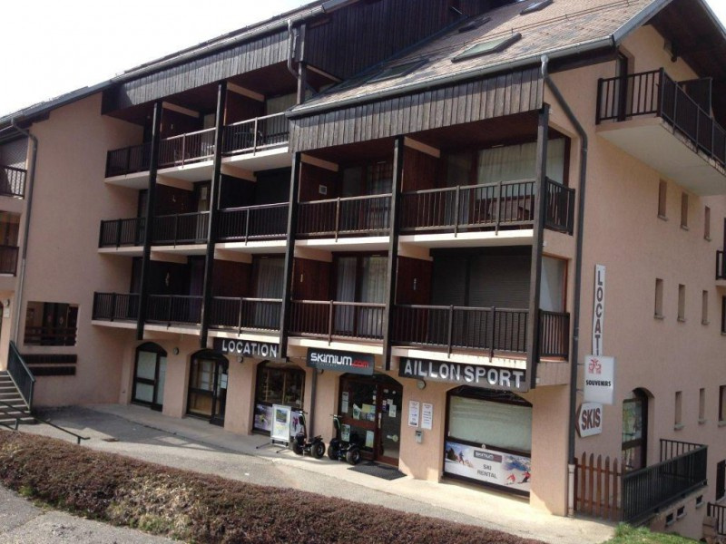 vente AILLON LE JEUNE STUDIO PIED DES PISTES